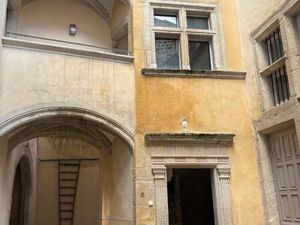 Appartement au pied la cathédrale