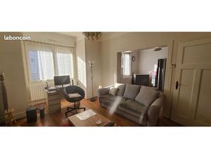 Loue 3 pièces meublé proche écoles  centre ville  transports