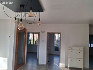 Maison de ville mitoyenne Ales centre