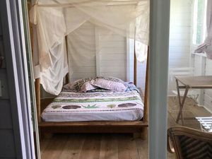 Studio dans un appartement bre de paix