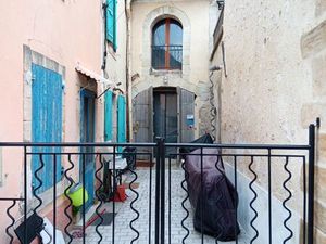 Loue T2 avec cour commune