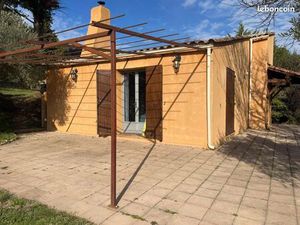 Location villa sur St Zacharie