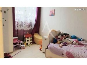 Appartement 4 pièces 77 m²