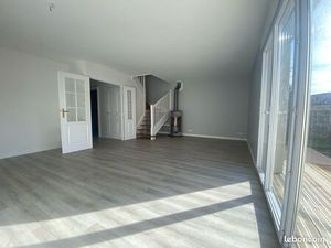 Maison familiale dans résidence sécurisée