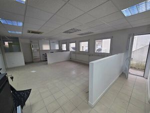 Local Commercial de 132 m² - Machecoul Centre