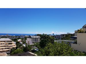 Location Appartement 4 pièces 75m² ST DENIS 97400