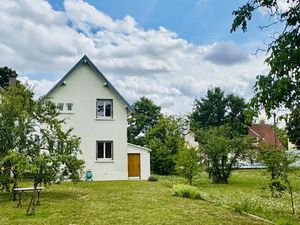 Maison individuelle composée de 4 chambres et d'un extérieur alliant calme et intimité