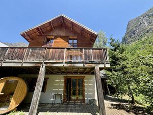 Vente maison 7 pièces 175m2 Vénosc 38520 - 545000 € - Surface Privée