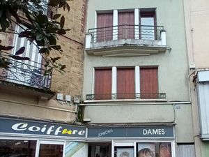 Vente immeuble 8 pièces 210m2 Decazeville 12300 - 127500 € - Surface Privée