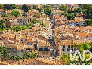 Vente Appartement 3 pièces à Cuers (83390) : à vendre 3 pièces / 62m² Cuers