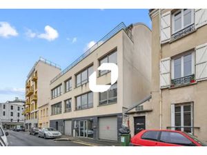 A LOUER  Bureaux lumineux - proche métro !