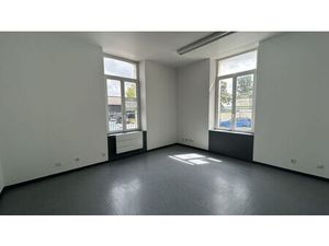Location bureau 20m2 Reims 51100 - 433 € - Surface Privée