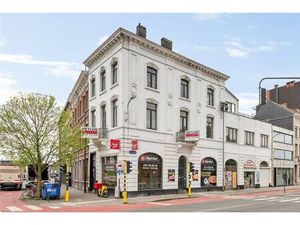 Immeuble de rapport à vendre à Brusselsepoortstraat 2 Malines (RBU95783)