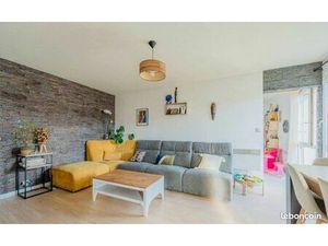 ​? Lumineux T4 avec Balcon – Quartier port Saint Sauveur – Proche Métro Ligne B