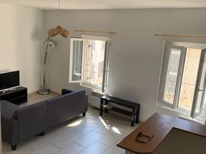 P2 37m2 AVIGNON CENTRE VILLE