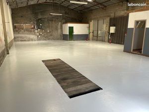 Location local industriel 220m2
