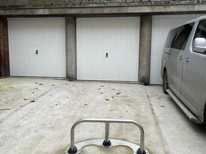 Garage à louer
