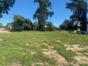 Terrain constructible viabilisé à vendre