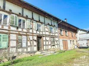 Ensemble immobilier à rénover - LEPUIX-NEUF