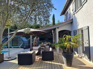 Vente maison 5 pièces 120 m² Cailloux-sur-Fontaines (69270)