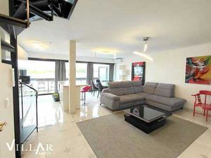 DUPLEX LUMINEUX AVEC VUE IMPRENABLE  TERRASSE ET PISCINE