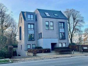 Magnifique appartement / penthouse 3 chambres avec terrasse