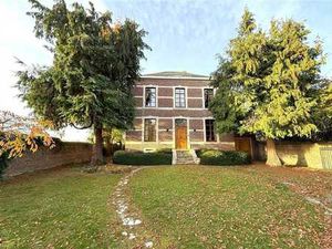 4M SOUS PLAFOND - CHARME - COUP DE COEUR - A RENOVER