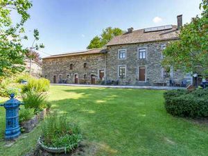 Authentique ferme en pierres au cœur de l'Ardenne