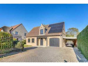 Charmante villa op wandelafstand van het strand van Duinb...