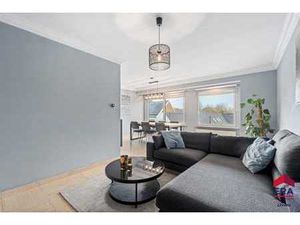 Appartement rénové avec 2 chambres  parking et terrasse