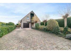 Ruime alleenstaande woning met 4 slaapkamers