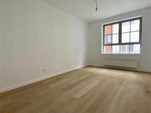 CHATELAIN: App. 1ch dans un immeuble rénové