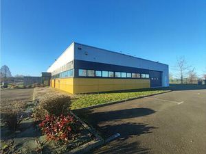 Vente local industriel 12 pièces 531 m² Arçonnay (72610)