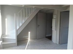 Location appartement  m² T-2 à Pont-l'Évêque  619 €