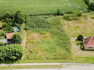 Spacieux terrain de 2042 m2 orienté sud à Astene