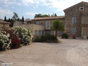 Loue appartement F3 centre St Paul 3 Châteaux