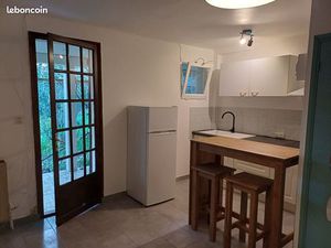 Part loue T2 Perpignan Chateau Roussillon