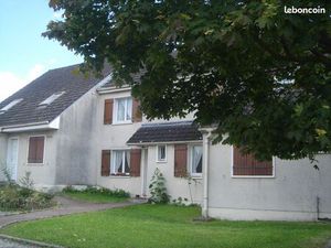 A louer Petit F2 meublé La Chapelle St Mesmin