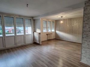 À louer F4 rue richelandière côté Montplaisir