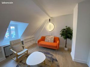 HYPERCENTRE - Beau 4P meublé au calme