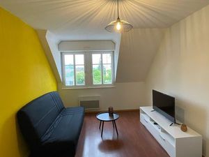 Grand studio meublé - calme et proche Mulhouse