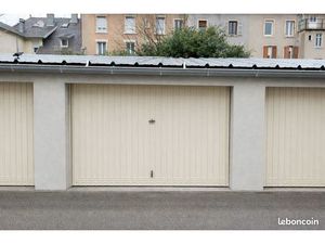Loue Garage 12m2 quartier Jaurès/Rue de Lille