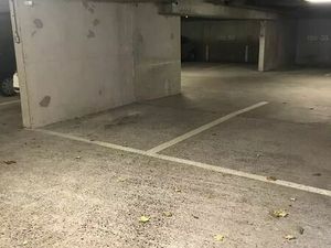 Location parking Montebello