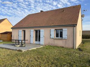 Maison à louer à Digny