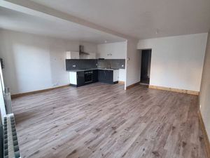 Appartement T3 rénové – 70 m² – Saint-Claude