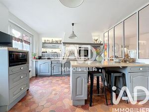 Vente maison 7 pièces 180 m² Fontenay-Trésigny (77610)