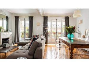 Paris 18e - CAVALLOTTI - Appartement à vendre - 4 pièces - 75.81m² Carrez - 2 chambres.