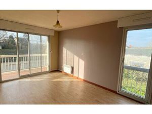 Location appartement  m² T-2 à Cosne-Cours-sur-Loire  475 €