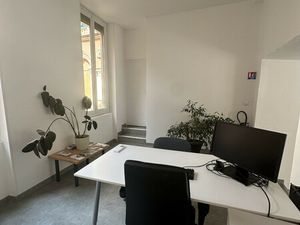 Vente - Local commercial au coeur de la place des 4 fontaines