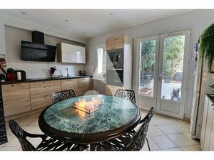 APPARTEMENT TRIPLEX - 4 CHAMBRES - PIERRELAYE